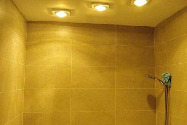 Đèn sưởi âm trần 3 bóng có những ưu nhược điểm gì