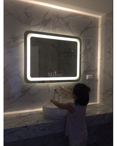 Gương đèn led HCN treo phòng tắm Milor
