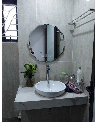 Gương phòng tắm mài vát nghệ thuật Milor 543C