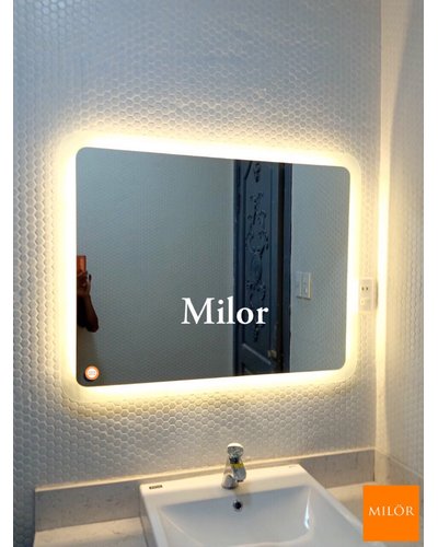Gương phòng tắm led  600 x 800 cm
