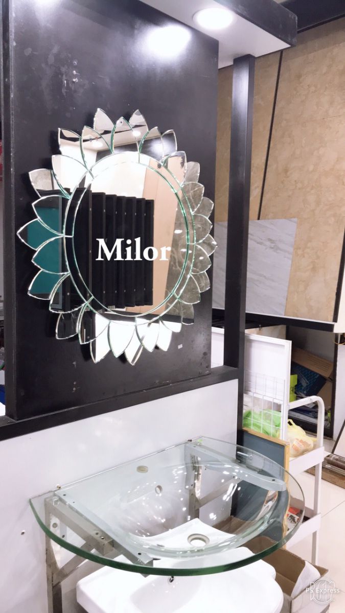 Gương treo phòng tắm nghệ thuật Milor sunflower 